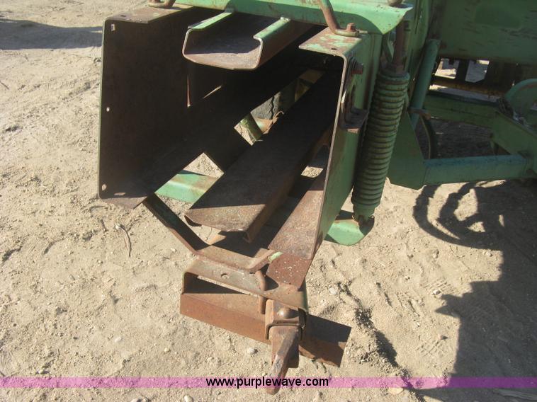 image for item K2977 John Deere 224WS square baler