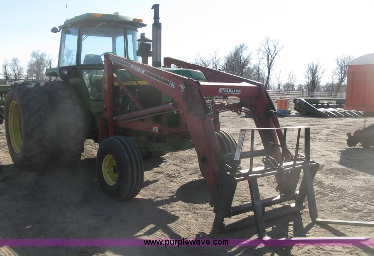 image for item K2978 1976 John Deere 4630 tractor