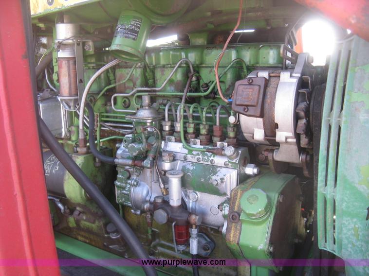 image for item K2978 1976 John Deere 4630 tractor