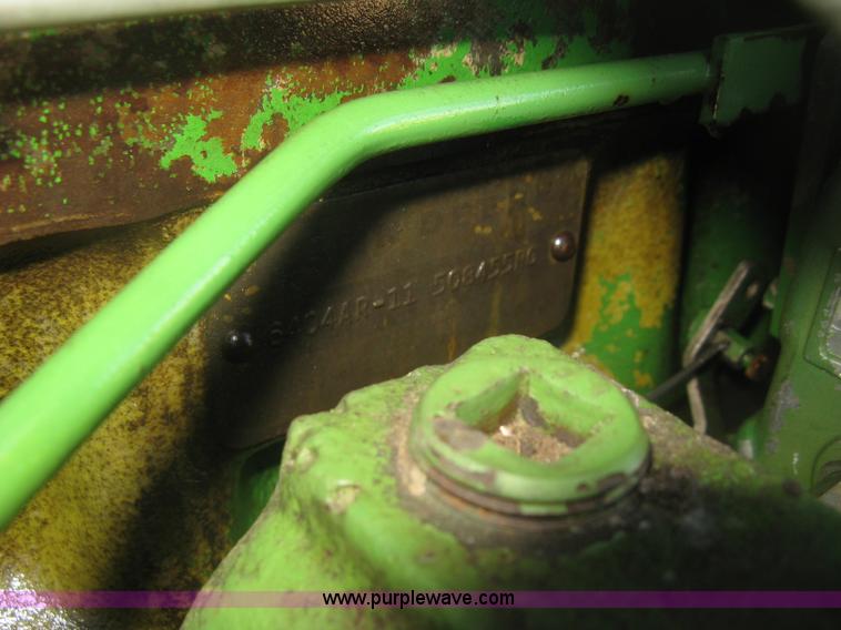 image for item K2978 1976 John Deere 4630 tractor