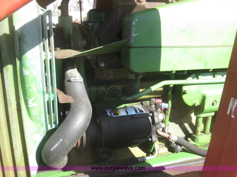 image for item K2978 1976 John Deere 4630 tractor
