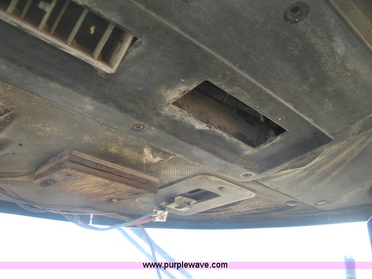 image for item K2978 1976 John Deere 4630 tractor