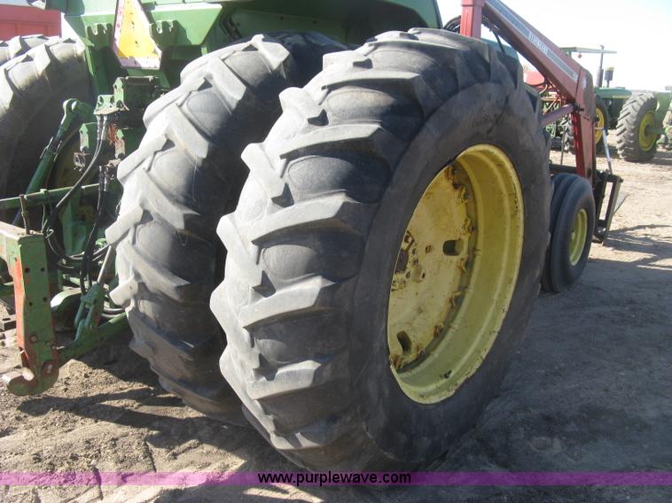 image for item K2978 1976 John Deere 4630 tractor
