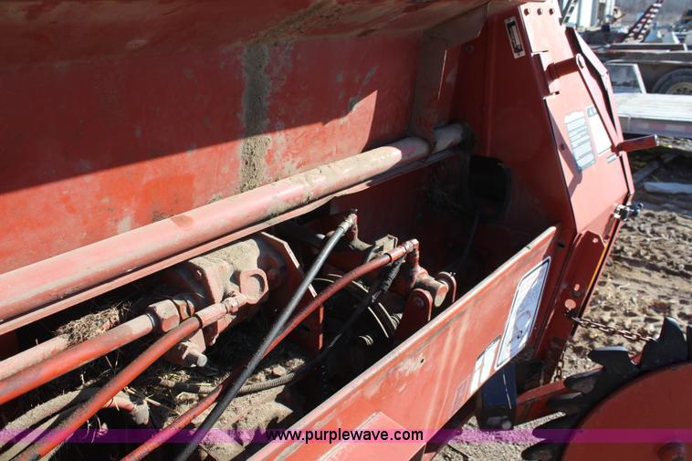 image for item K7155 1979 AGCO Hesston 560 round baler