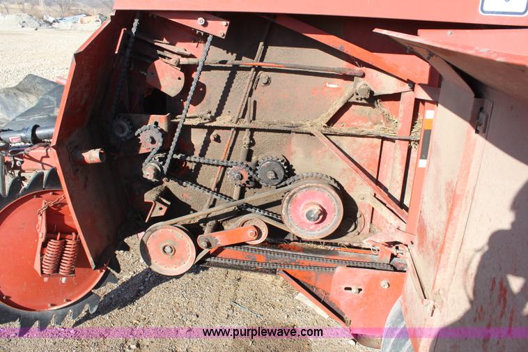 image for item K7155 1979 AGCO Hesston 560 round baler