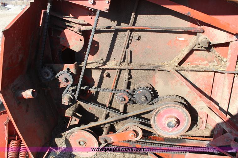 image for item K7155 1979 AGCO Hesston 560 round baler