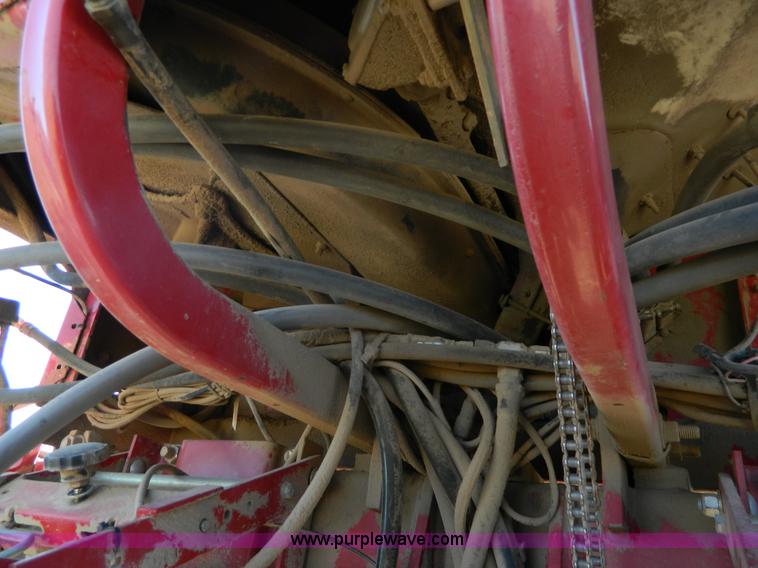 image for item K8004 1998 Case IH 955 planter