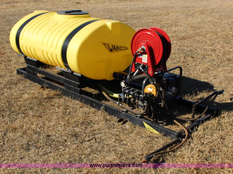 image for item L6600 Wako slide-in sprayer