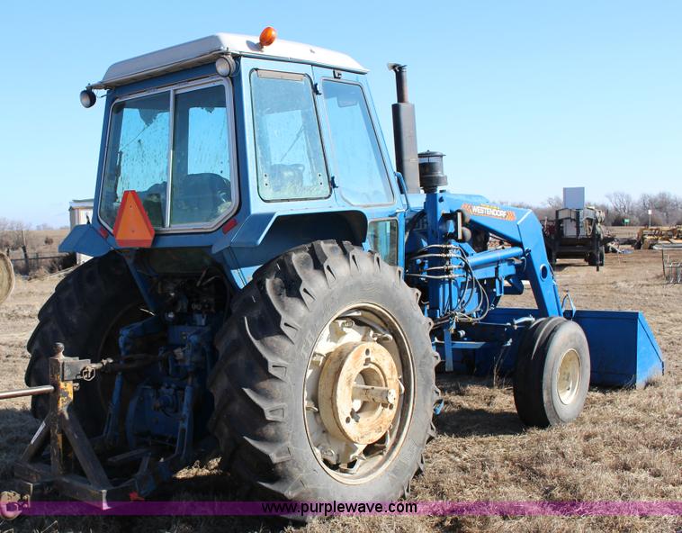 image for item L6629 1981 Ford TW20 tractor