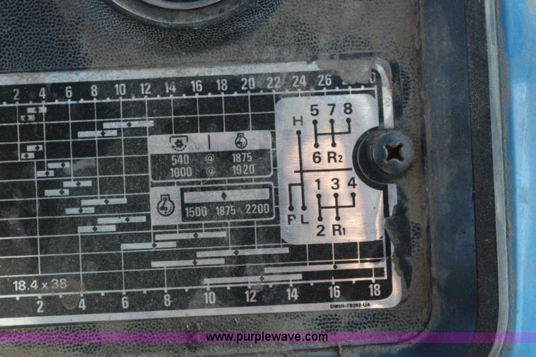 image for item L6629 1981 Ford TW20 tractor