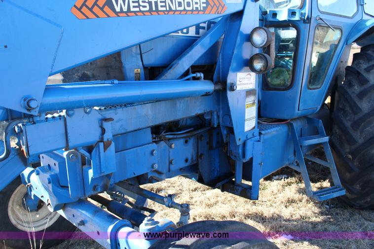 image for item L6629 1981 Ford TW20 tractor