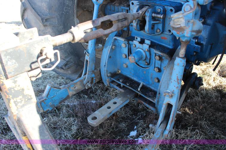 image for item L6629 1981 Ford TW20 tractor