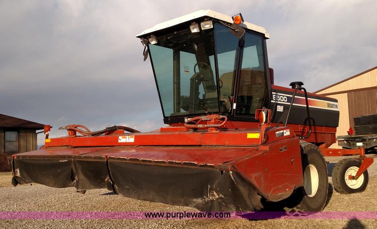 image for item L6645 Hesston 8500 self-propelled swather