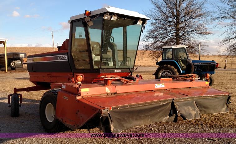 image for item L6645 Hesston 8500 self-propelled swather