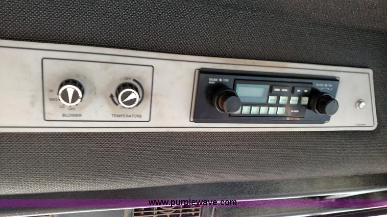 image for item L6645 Hesston 8500 self-propelled swather