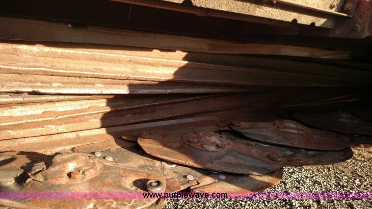 image for item L6645 Hesston 8500 self-propelled swather