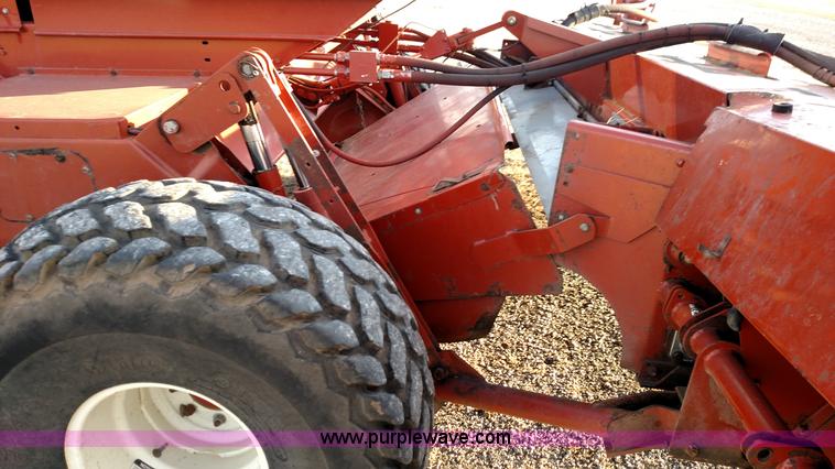 image for item L6645 Hesston 8500 self-propelled swather