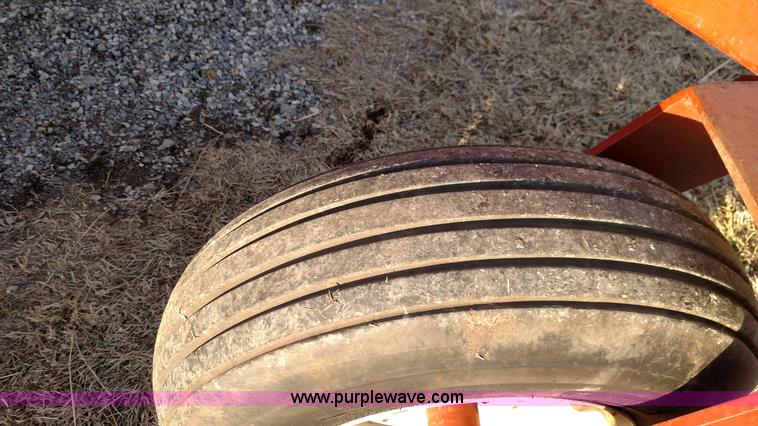 image for item L6645 Hesston 8500 self-propelled swather