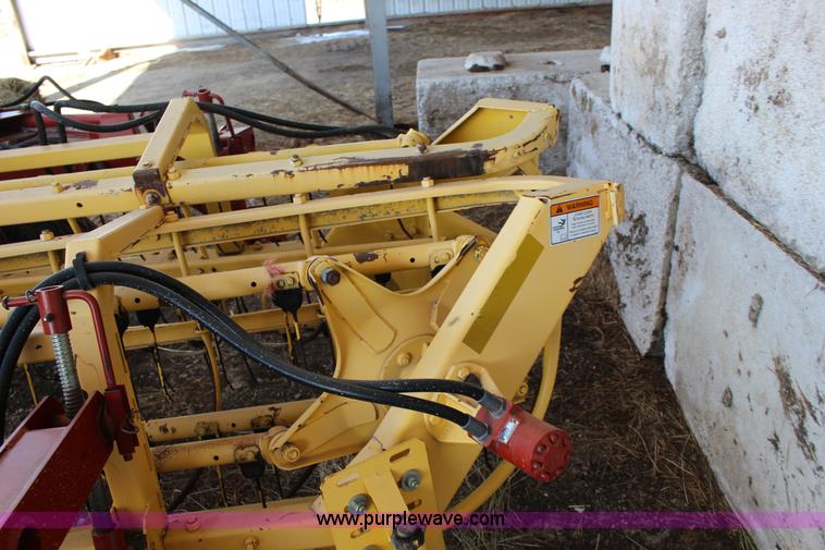 image for item L6655 New Holland 216 twin hay rake