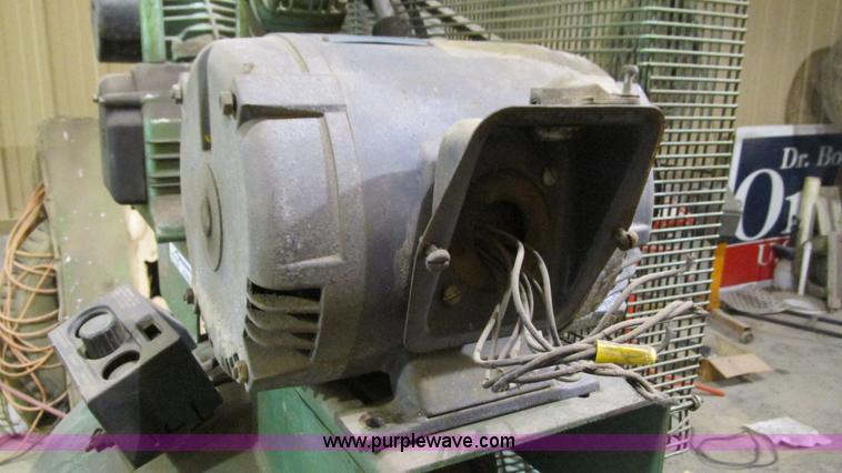 image for item AC9750 Speedaire 5F227A2 air compressor