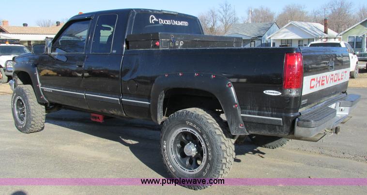 image for item AW9773 1997 Chevrolet 1500 Z71 Ext. Cab pickup truck