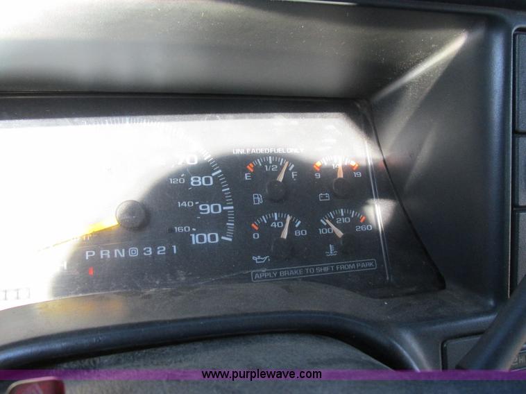 image for item AW9773 1997 Chevrolet 1500 Z71 Ext. Cab pickup truck