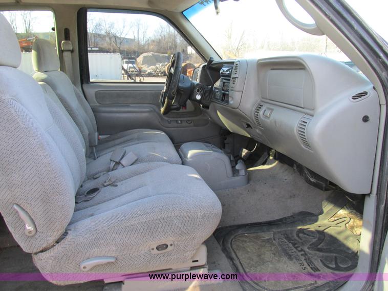 image for item AW9773 1997 Chevrolet 1500 Z71 Ext. Cab pickup truck