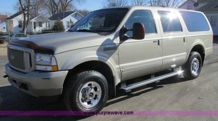 image for item AW9775 2004 Ford Excursion Limited SUV