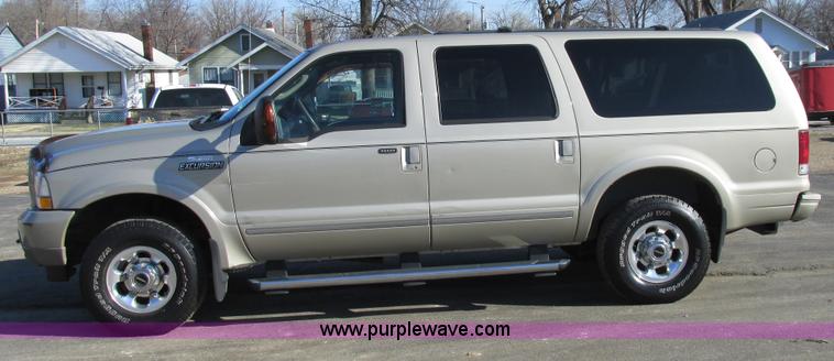 image for item AW9775 2004 Ford Excursion Limited SUV