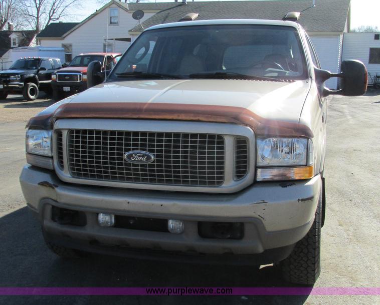 image for item AW9775 2004 Ford Excursion Limited SUV