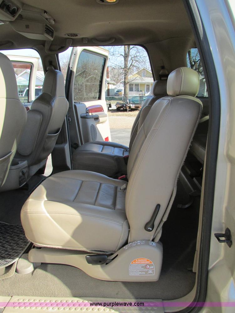 image for item AW9775 2004 Ford Excursion Limited SUV