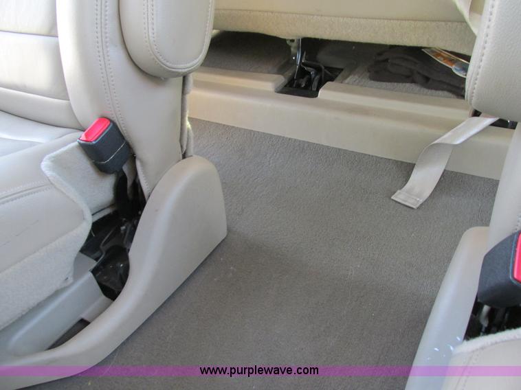 image for item AW9775 2004 Ford Excursion Limited SUV