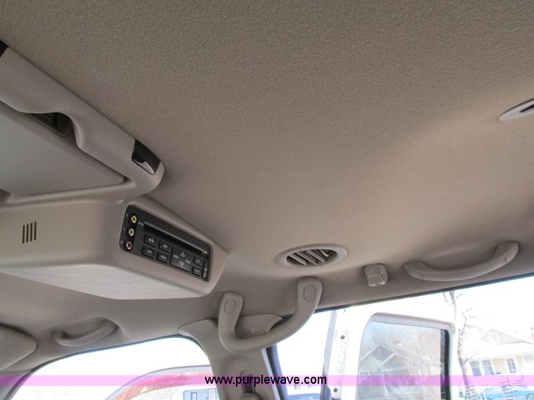 image for item AW9775 2004 Ford Excursion Limited SUV