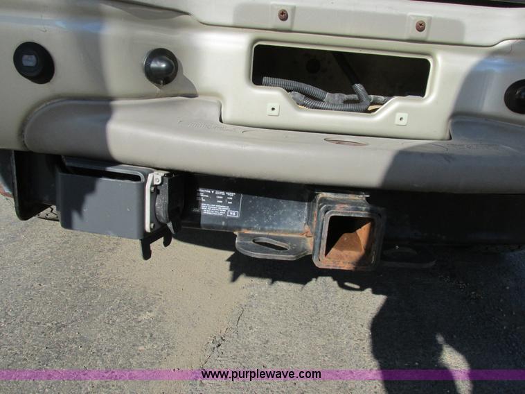 image for item AW9775 2004 Ford Excursion Limited SUV