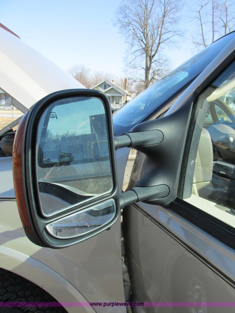 image for item AW9775 2004 Ford Excursion Limited SUV