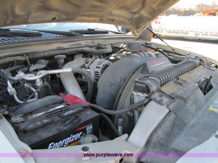 image for item AW9775 2004 Ford Excursion Limited SUV