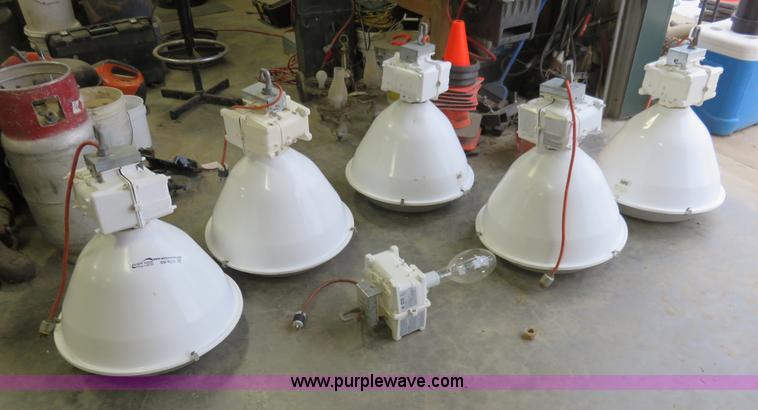 image for item BM9925 (6) 400 watt halogen shop lights