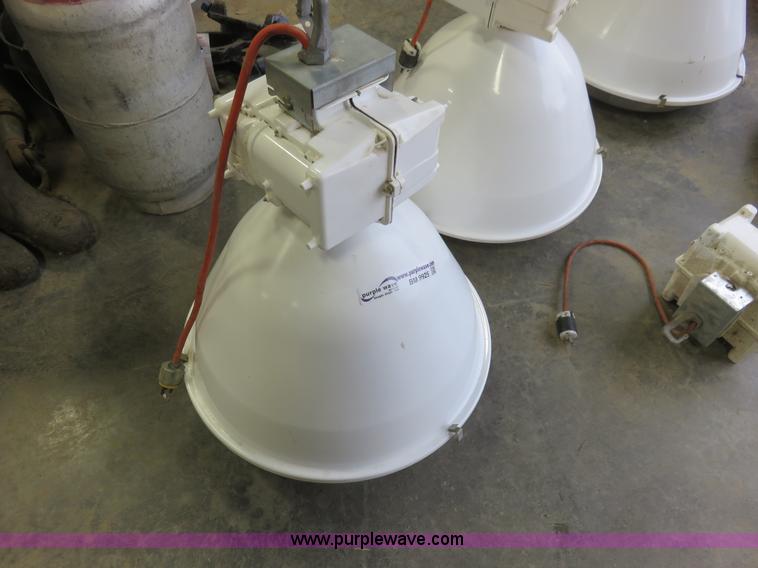 image for item BM9925 (6) 400 watt halogen shop lights