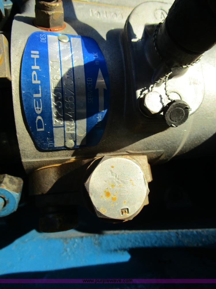 image for item D2319 1976 Ford 3600 tractor