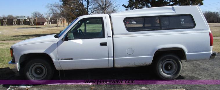 image for item D2323 1998 Chevrolet Cheyenne 2500 pickup truck