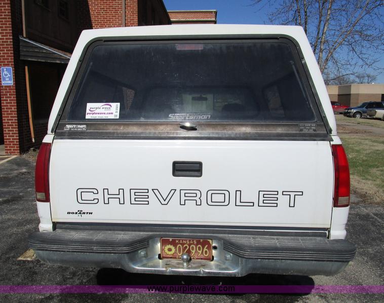 image for item D2323 1998 Chevrolet Cheyenne 2500 pickup truck