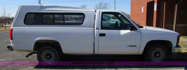 image for item D2323 1998 Chevrolet Cheyenne 2500 pickup truck