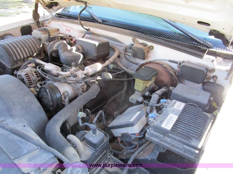 image for item D2323 1998 Chevrolet Cheyenne 2500 pickup truck