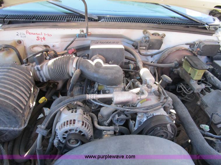 image for item D2323 1998 Chevrolet Cheyenne 2500 pickup truck