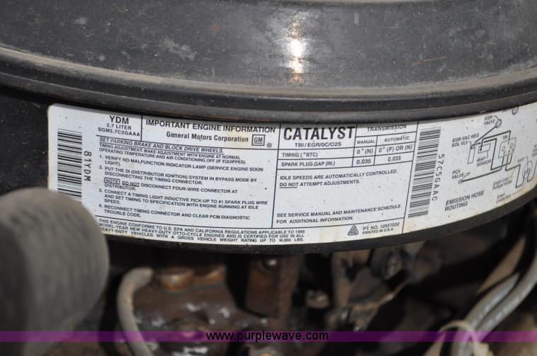 image for item F2220 1992 Chevrolet 1500 Ext. Cab pickup truck