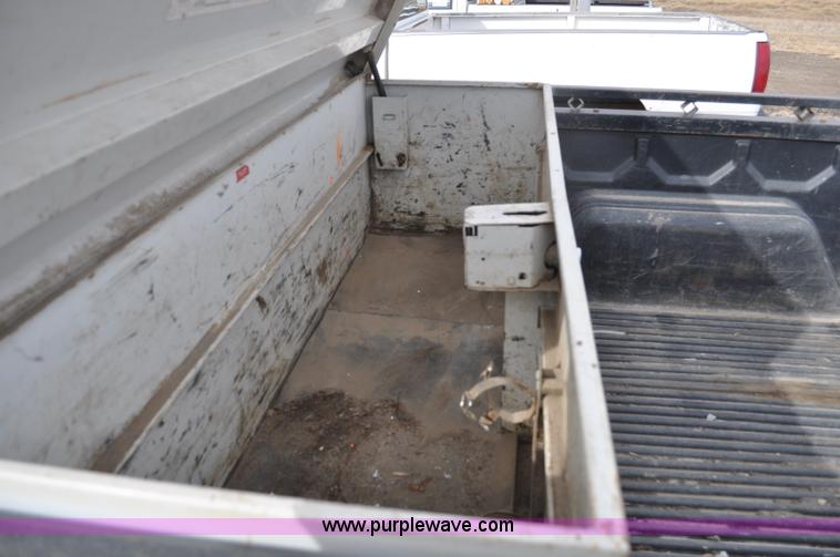 image for item F2220 1992 Chevrolet 1500 Ext. Cab pickup truck