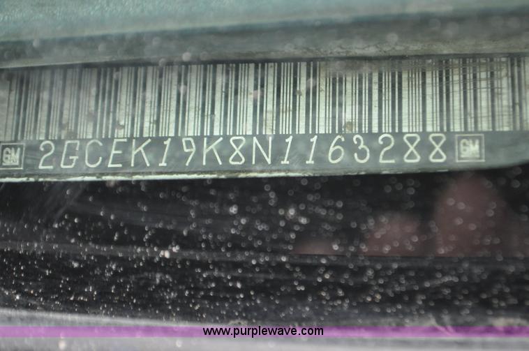 image for item F2220 1992 Chevrolet 1500 Ext. Cab pickup truck