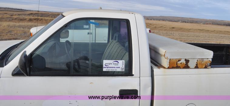 image for item F2222 1992 Chevrolet Cheyenne 1500 pickup truck