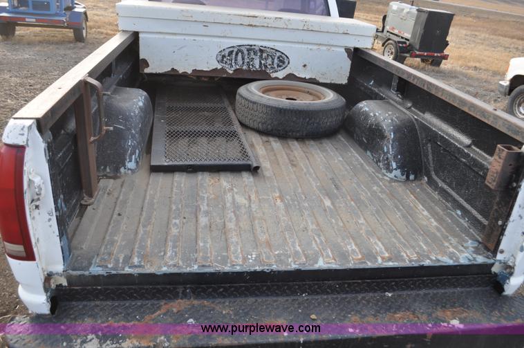 image for item F2222 1992 Chevrolet Cheyenne 1500 pickup truck