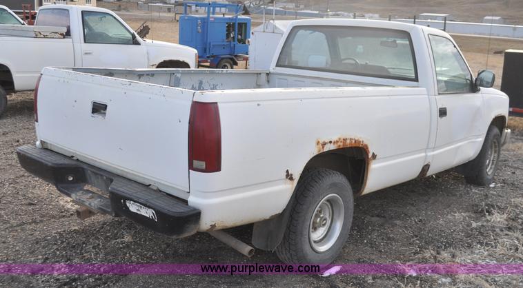 image for item F2223 1988 Chevrolet Cheyenne 1500 pickup truck